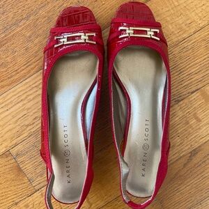 Karen Scott Jerrica Slip On Slingback Pump. Round Toe W/ 2 inch block heel